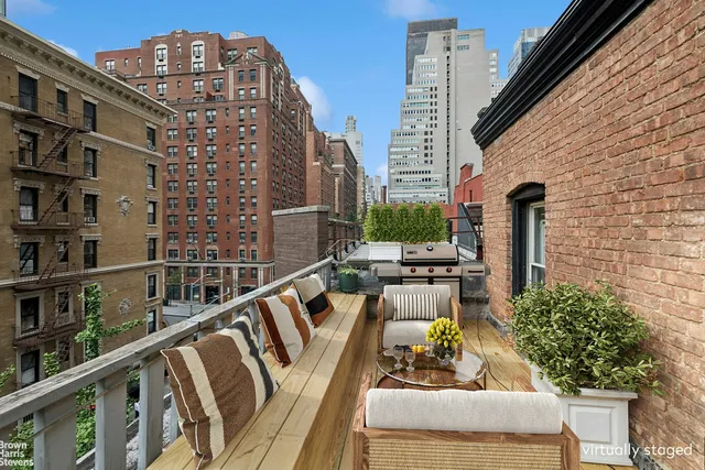 $850,000 | 131 East 39th Street, Unit 4 | Murray Hill