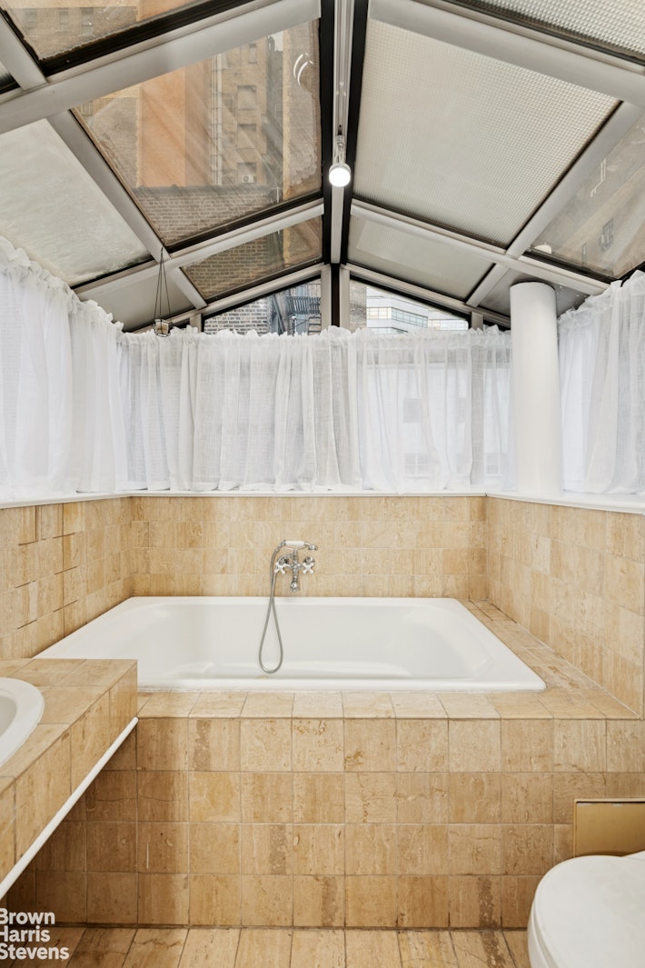 131 East 39th Street, Unit 4 Manhattan, NY 10016 - Photo 8 of 14