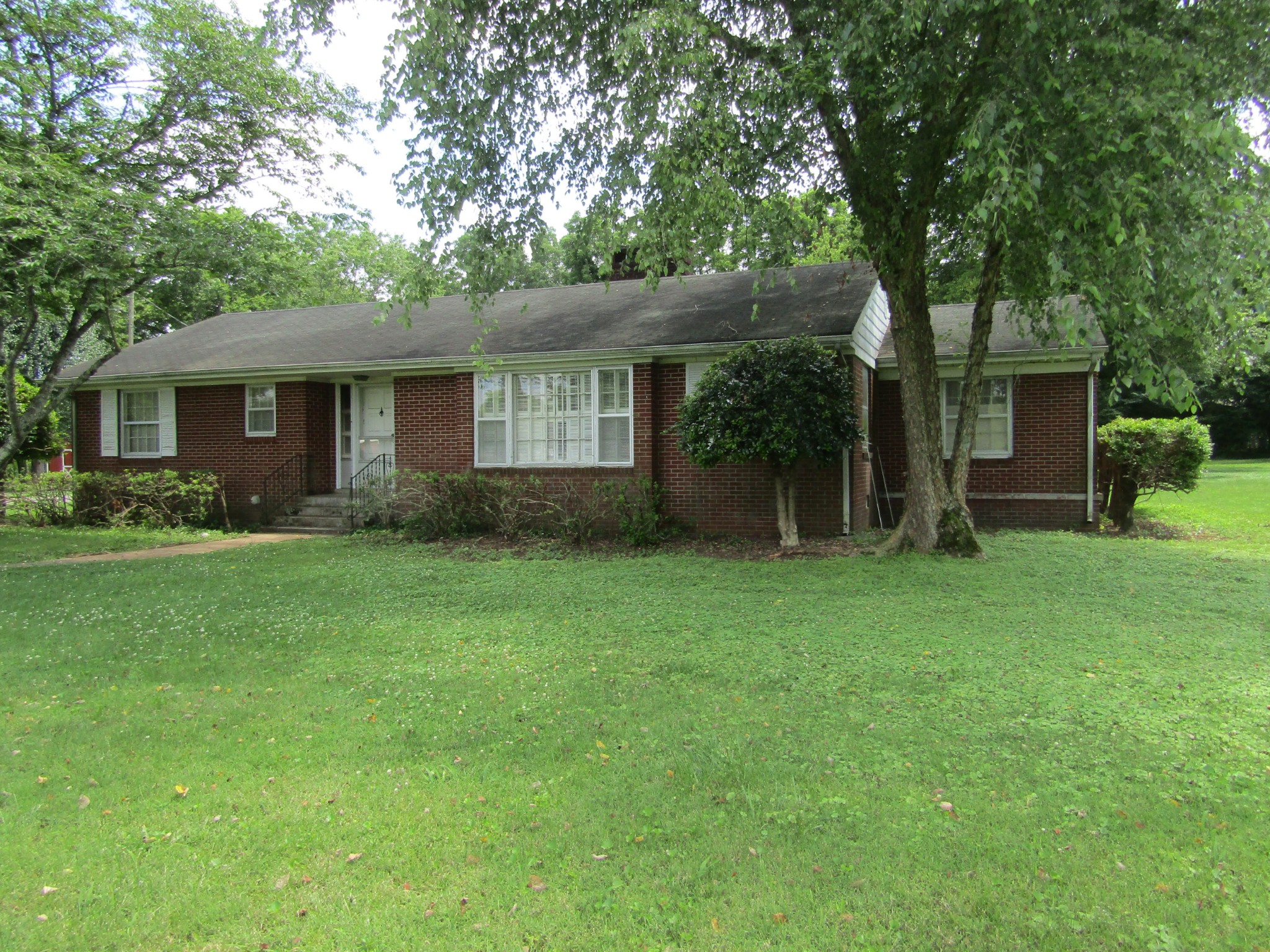 507 Magazine Road Pulaski, TN 38478 - Photo 2 of 28 Gallery Image 2