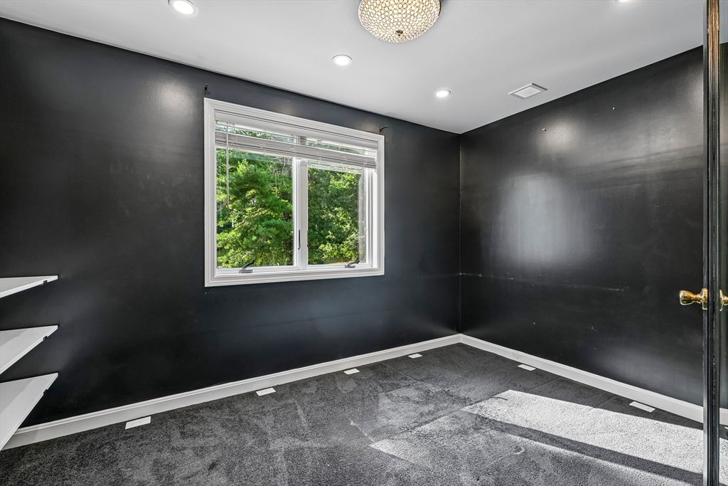 6 Susan Circle Carver, MA 02330 - Photo 12 of 37