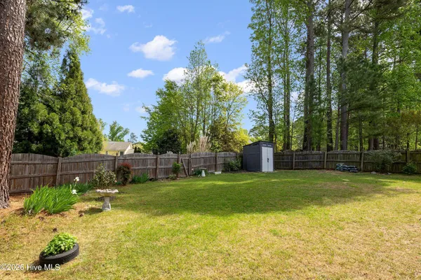 $585,000 | 1400 Applethorn Drive, Apex, NC 27502