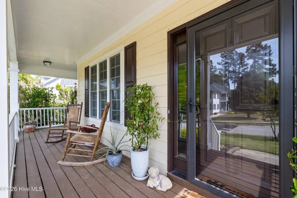 $585,000 | 1400 Applethorn Drive, Apex, NC 27502
