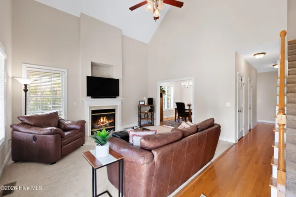 $585,000 | 1400 Applethorn Drive, Apex, NC 27502