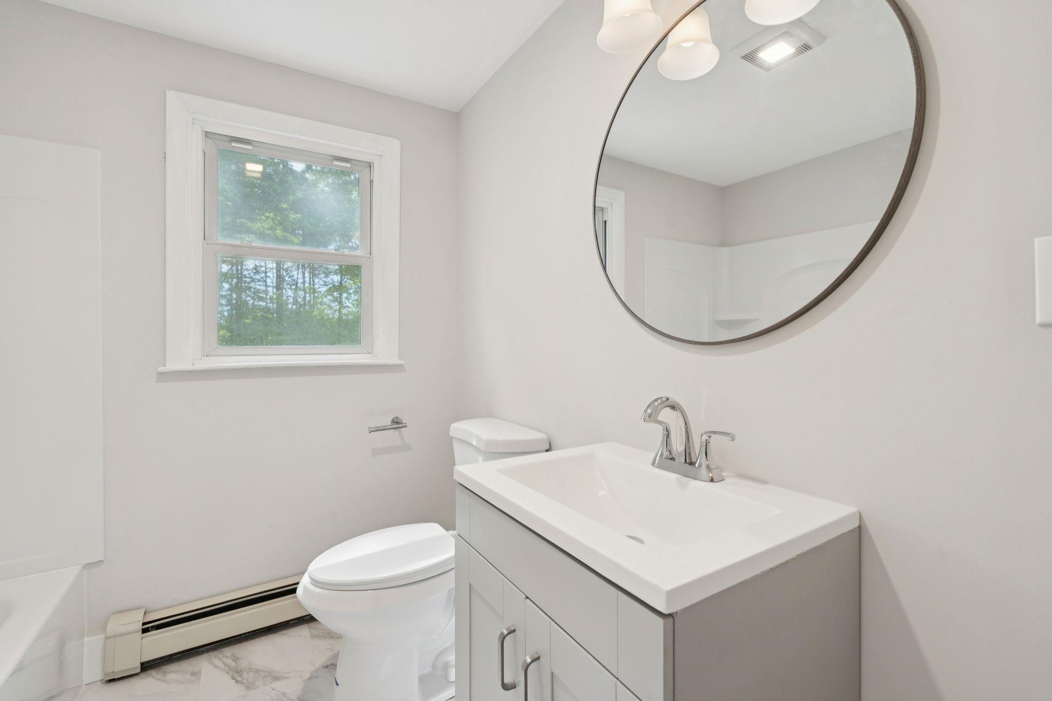 27 Flat Rock Bridge Road Rochester, NH 03868 - Photo 17 of 31