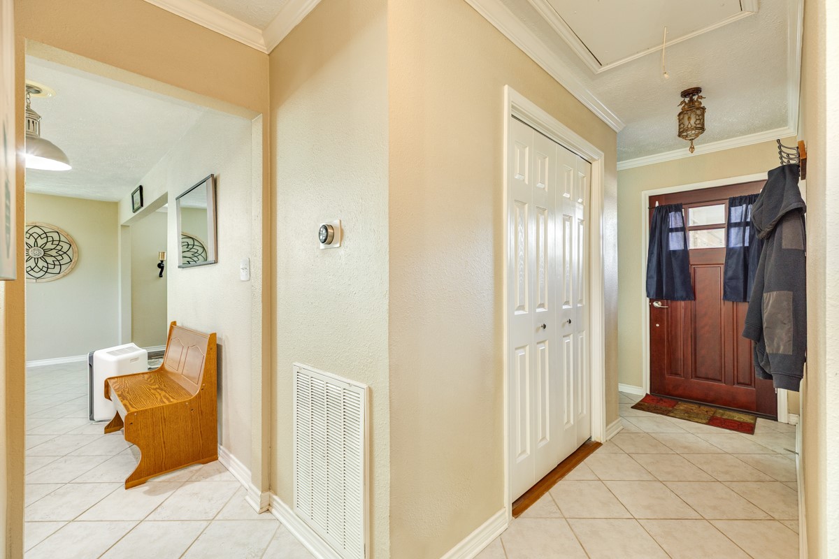 820 Perry Street Angleton, TX 77515 - Photo 21 of 26 a view of a livingroom with furniture and windows