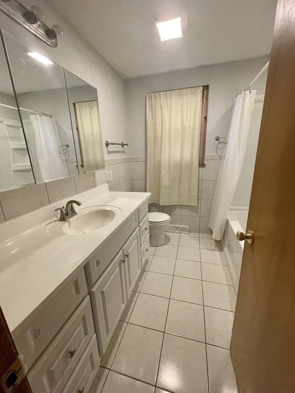 141 Bremen Street Springfield, MA 01108 - Photo 11 of 17 Gallery Image 11