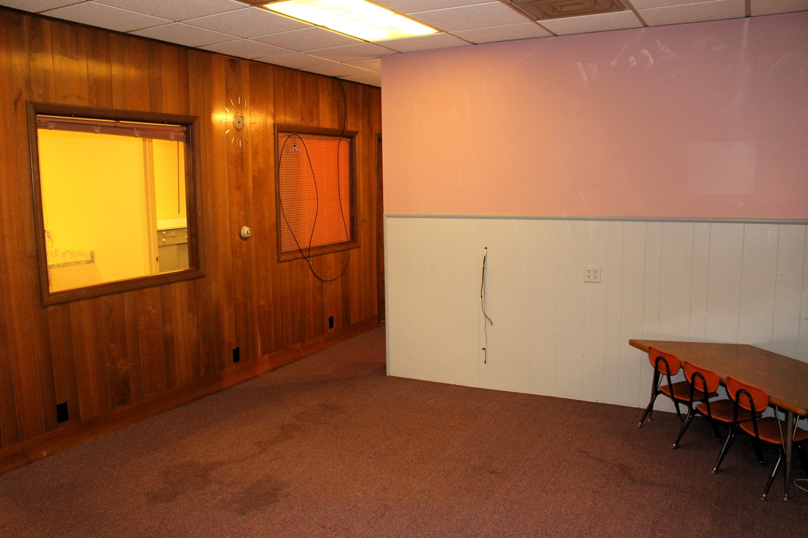 700 North Side Square Clinton, IL 61727 - Photo 5 of 16 Gallery Image 5