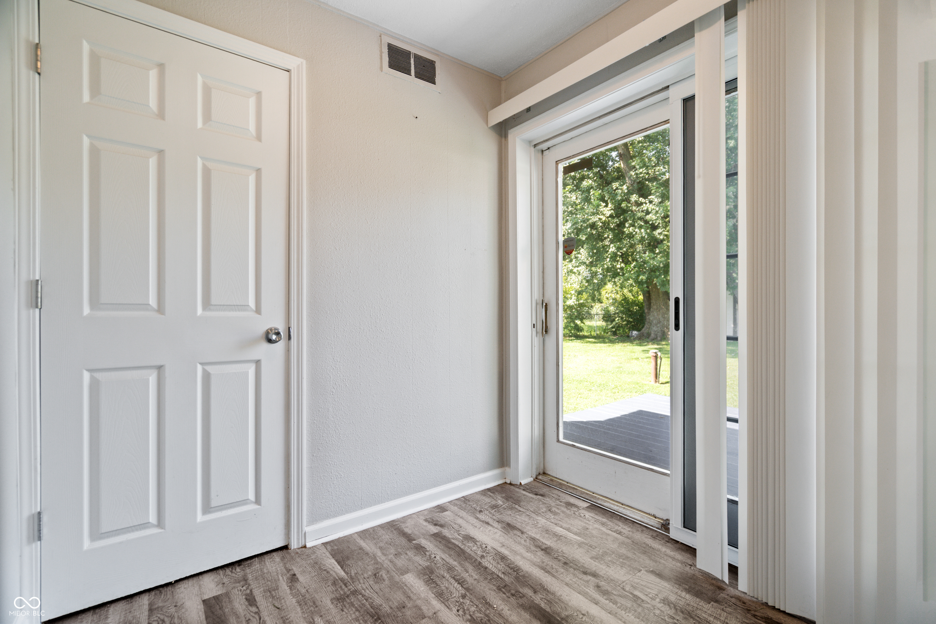 3230 Fisher Road Indianapolis, IN 46239 - Photo 12 of 31 Gallery Image 12