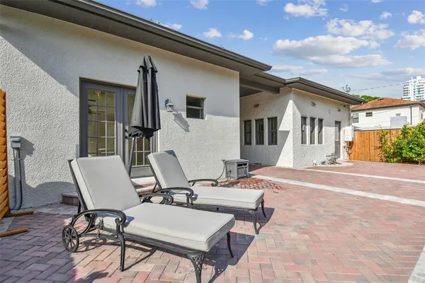 $5,000 | 3120 South Julia Circle, Tampa, FL 33629