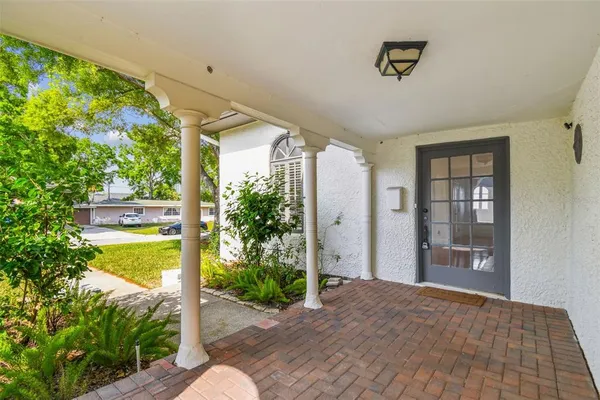 $5,000 | 3120 South Julia Circle, Tampa, FL 33629