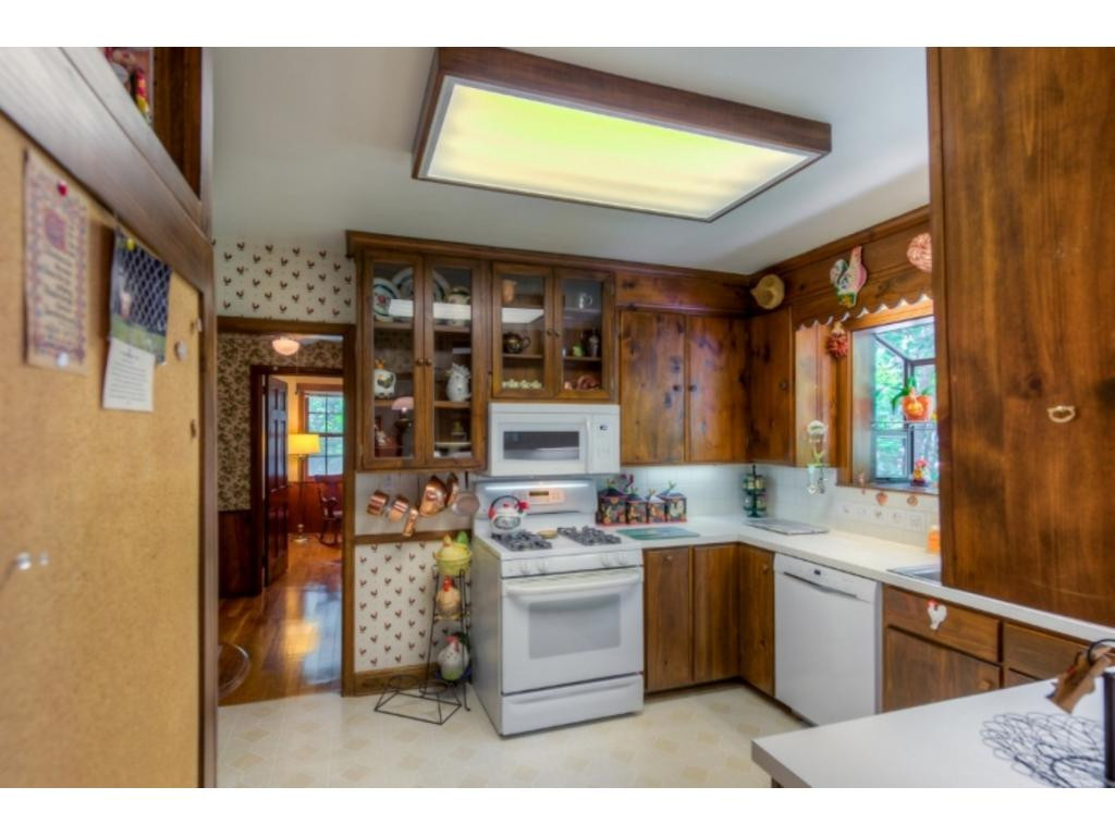 4536 Old Stage Road Kingsport, TN 37664 - Photo 8 of 24 Photo 8