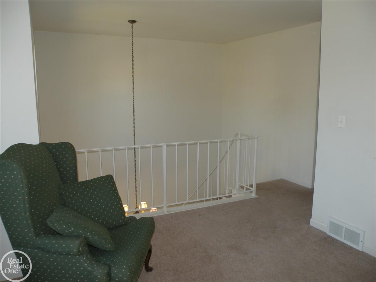 74 Longford Drive Rochester Hills, MI 48309 - Photo 32 of 33