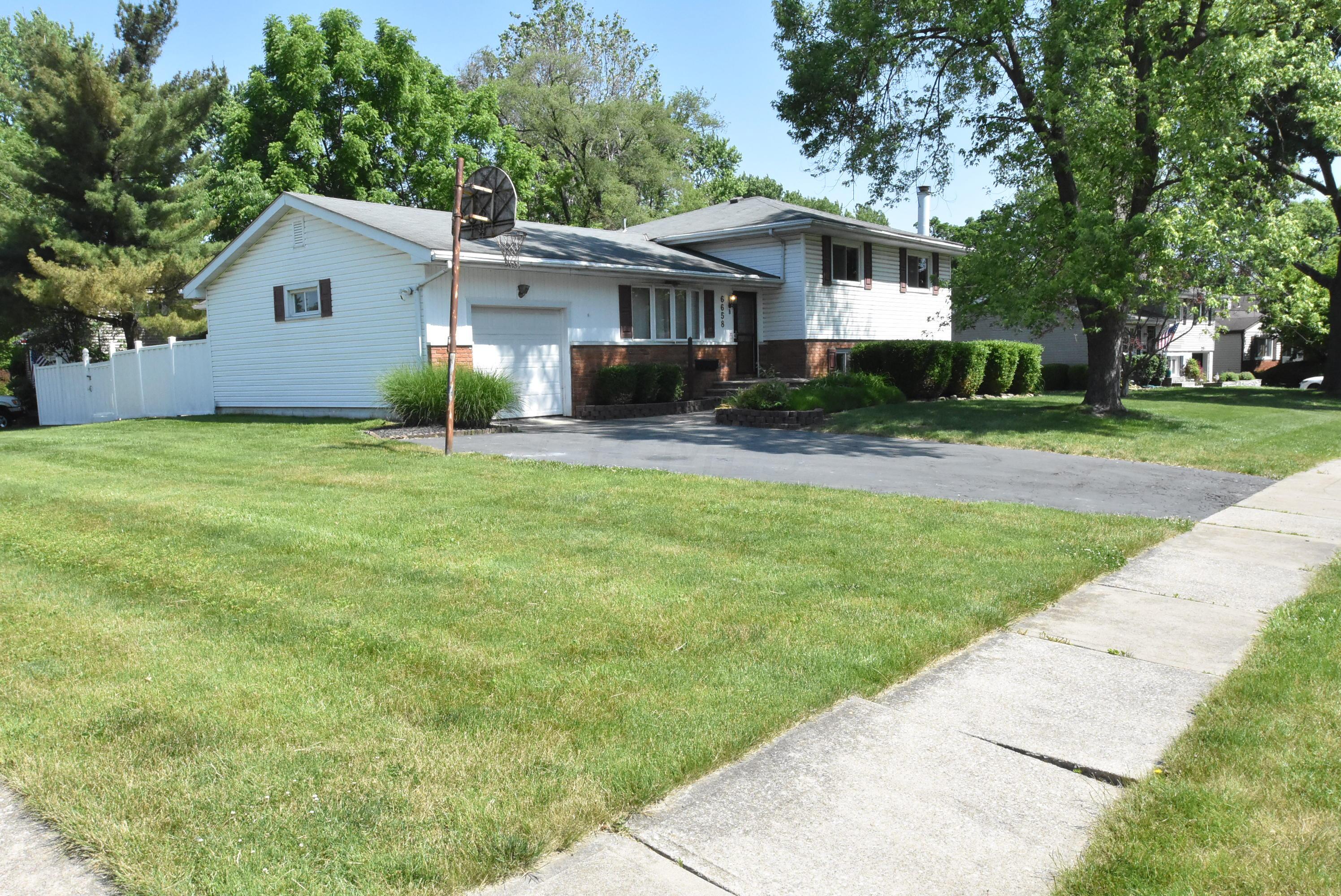 6658 Red Fox Road Reynoldsburg, OH 43068 - Photo 10 of 46 DSC_3609
