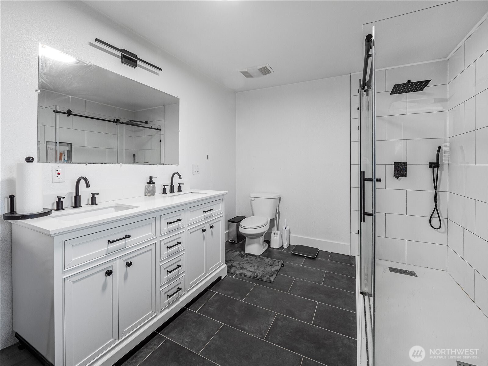 2210 63rd Street Southeast Everett, WA 98203 - Photo 12 of 36