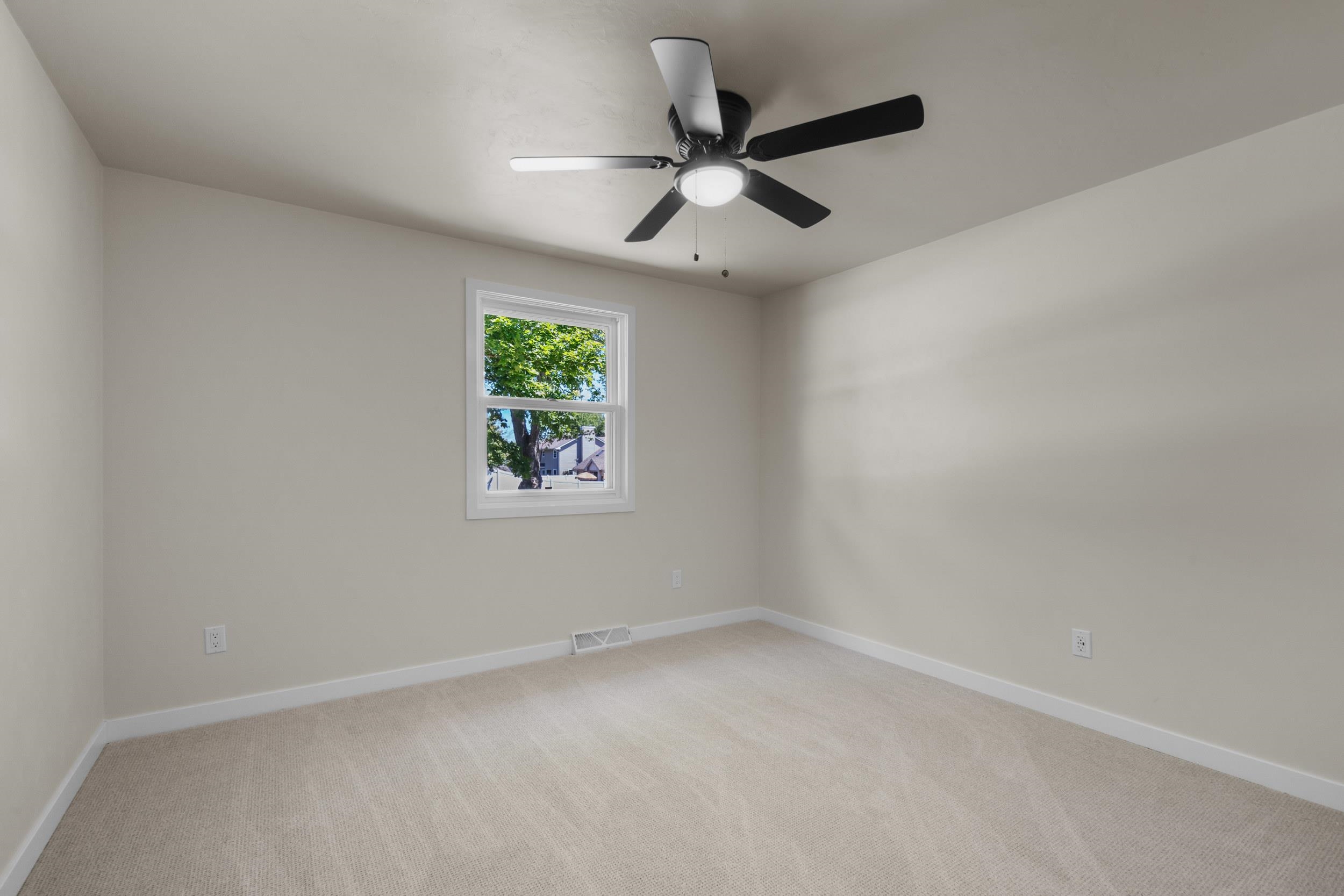 3107 Devroy Lane Green Bay, WI 54313 - Photo 37 of 75