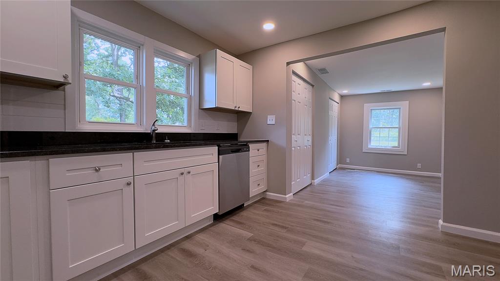 10240 Silverleaf Road Mineral Point, MO 63660 - Photo 16 of 40