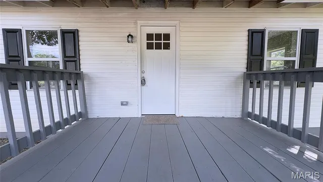 $129,900 | 10240 Silverleaf Road, Mineral Point, MO 63660