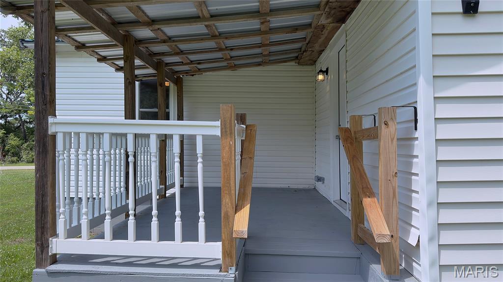 10240 Silverleaf Road Mineral Point, MO 63660 - Photo 27 of 40