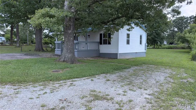 $129,900 | 10240 Silverleaf Road, Mineral Point, MO 63660