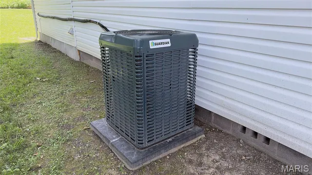 $129,900 | 10240 Silverleaf Road, Mineral Point, MO 63660