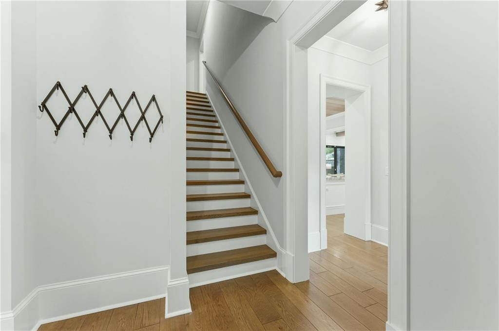 4384 Powers Ferry Road Northwest Atlanta, GA 30327 - Photo 27 of 68
