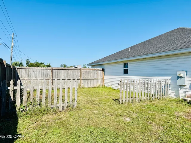 $2,199 | 425 Shadecrest Drive, Panama City, FL 32404