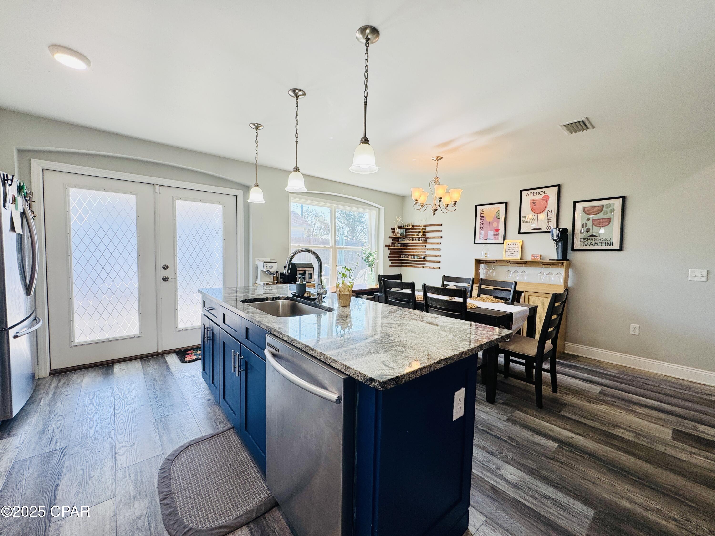 425 Shadecrest Drive Panama City, FL 32404 - Photo 8 of 60