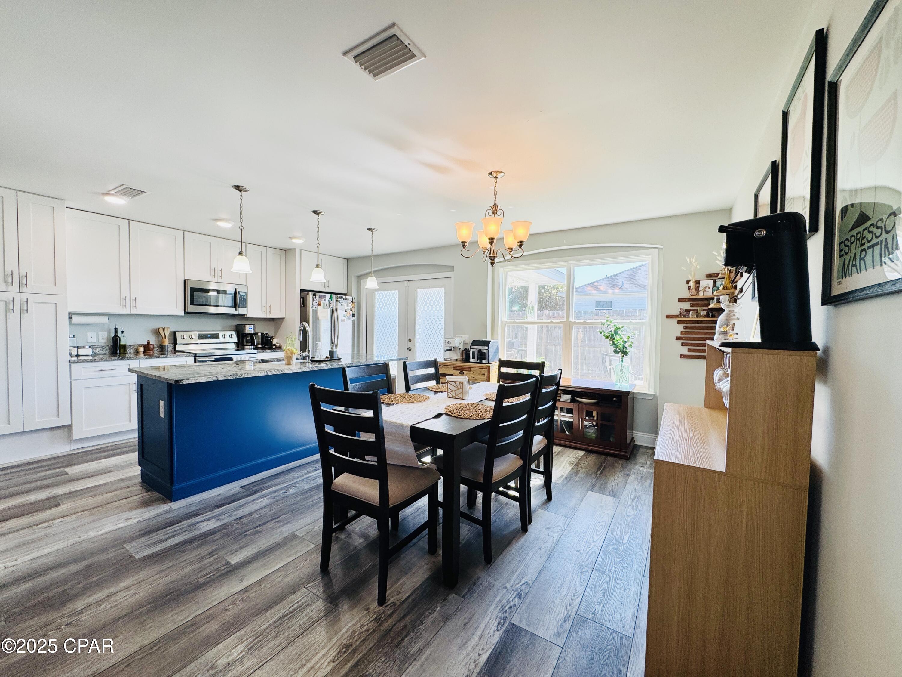 425 Shadecrest Drive Panama City, FL 32404 - Photo 9 of 60