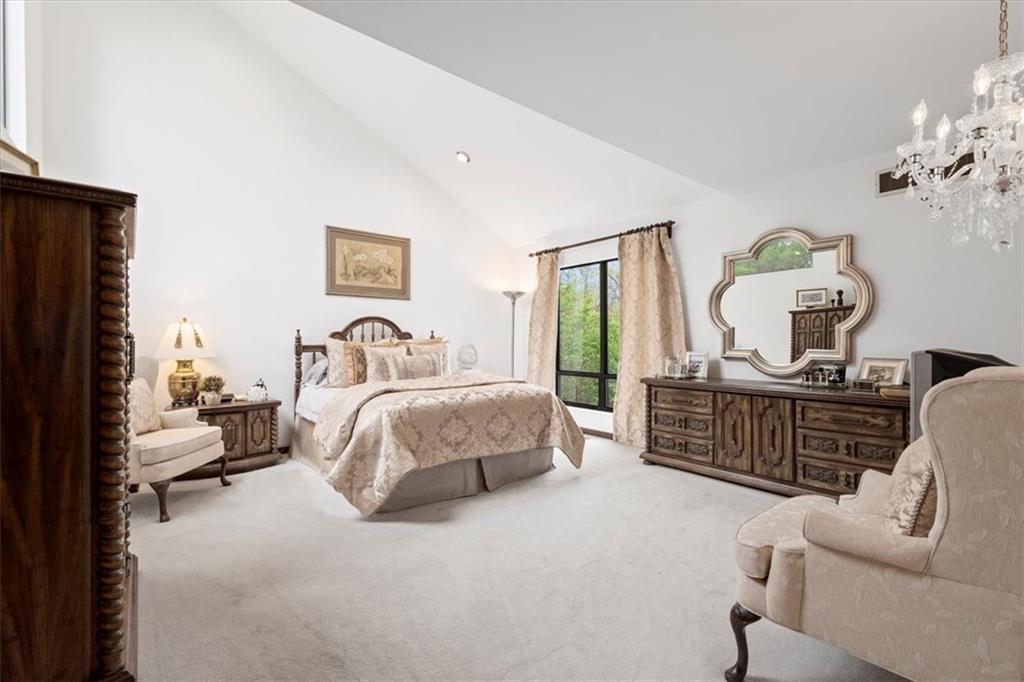 4 Winthrop Road Carnegie, PA 15106 - Photo 13 of 25 Gallery Image 13