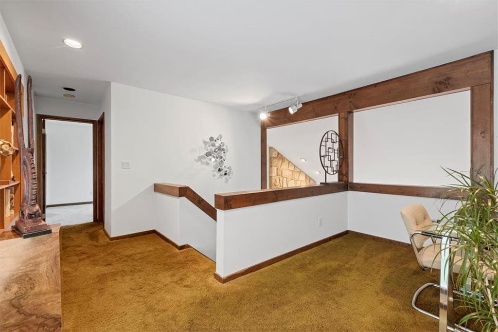 4 Winthrop Road Carnegie, PA 15106 - Photo 16 of 25 Gallery Image 16