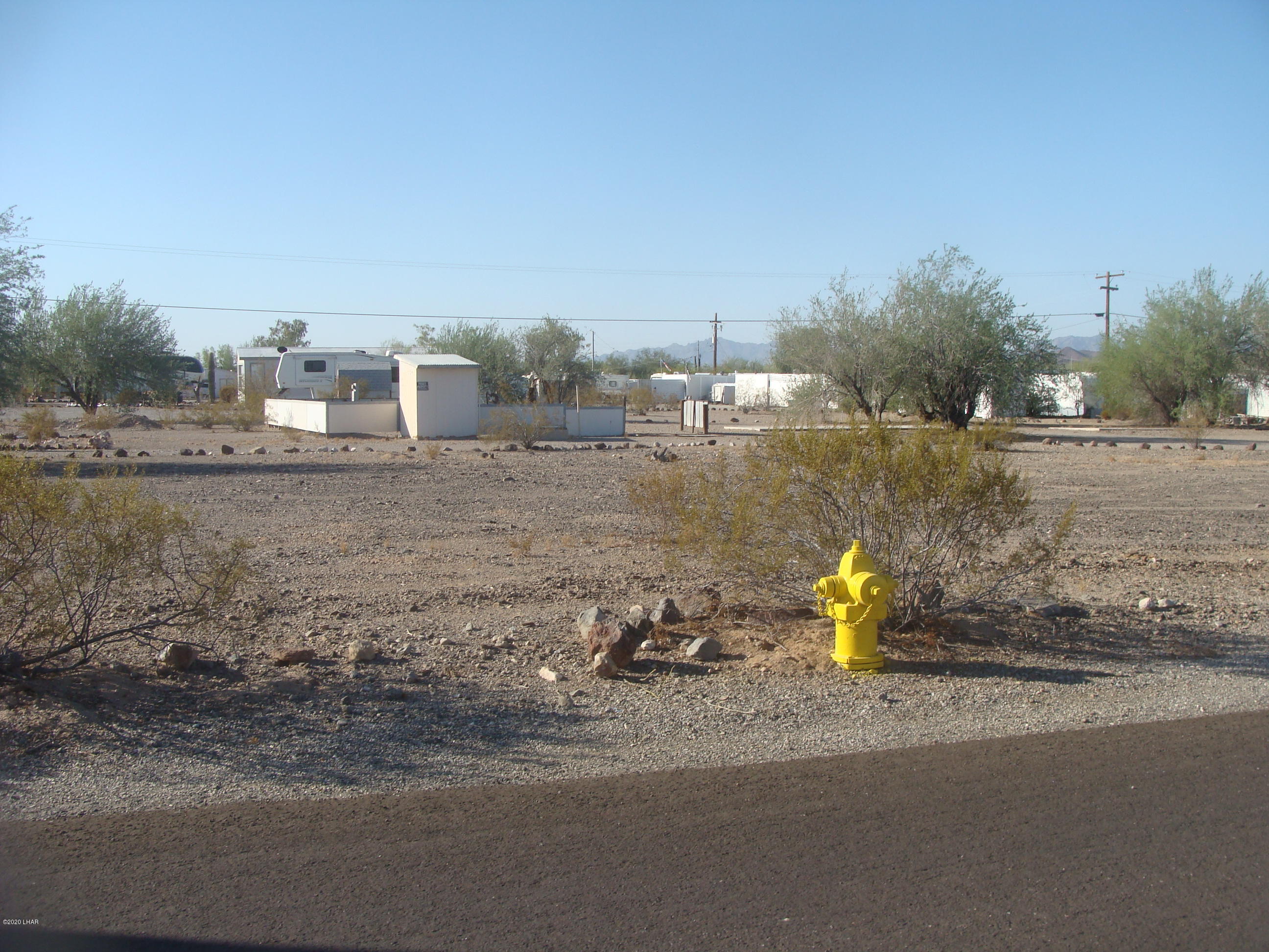 490 North Pilgrim Place Quartzsite, AZ 85346 - Photo 4 of 7 DSC05424