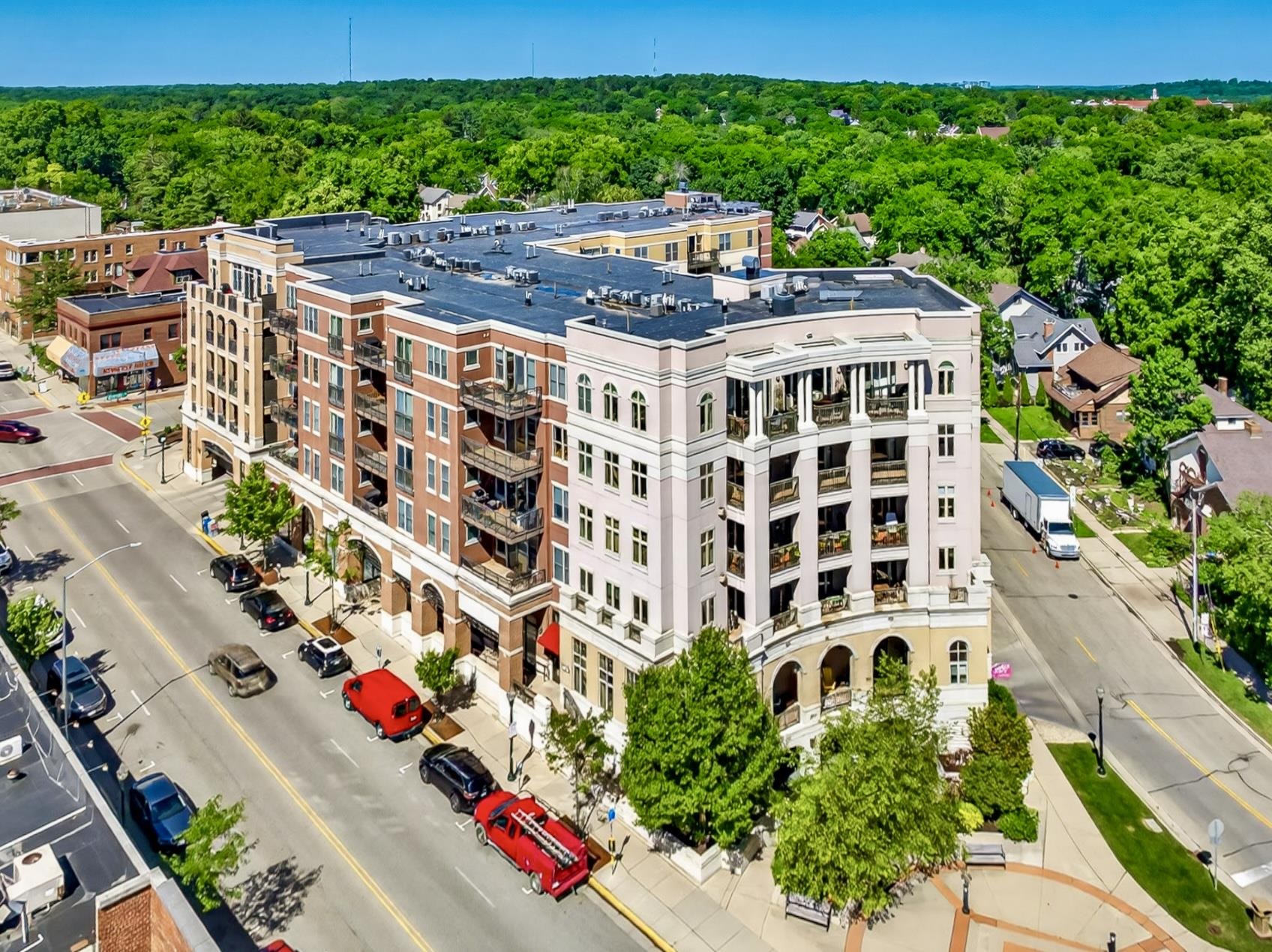 1802 Monroe Street, Unit 40102 Madison, WI 53711 - Photo 4 of 62