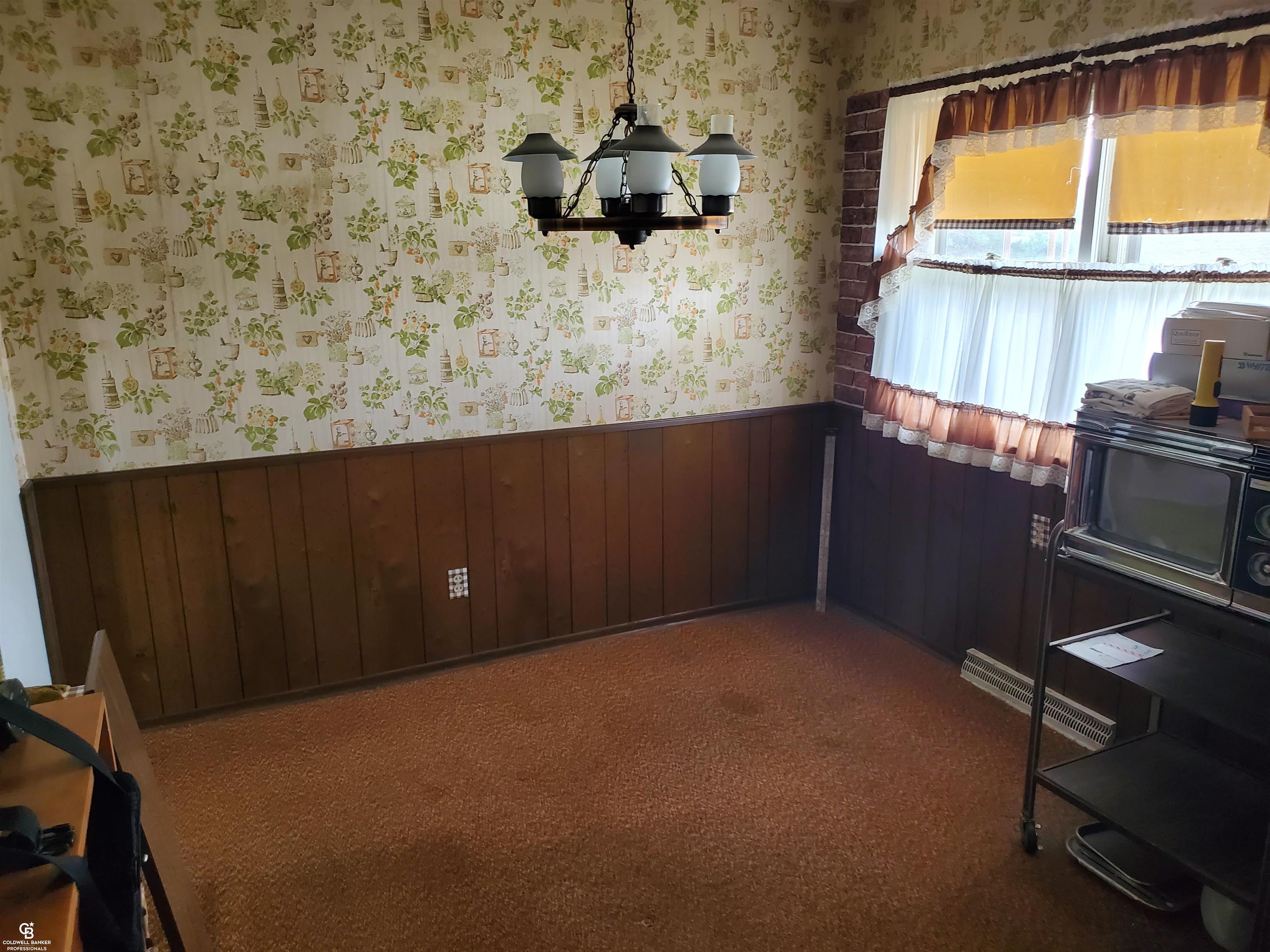 2671 Carpenter Road Bad Axe, MI 48413 - Photo 18 of 28 Dining