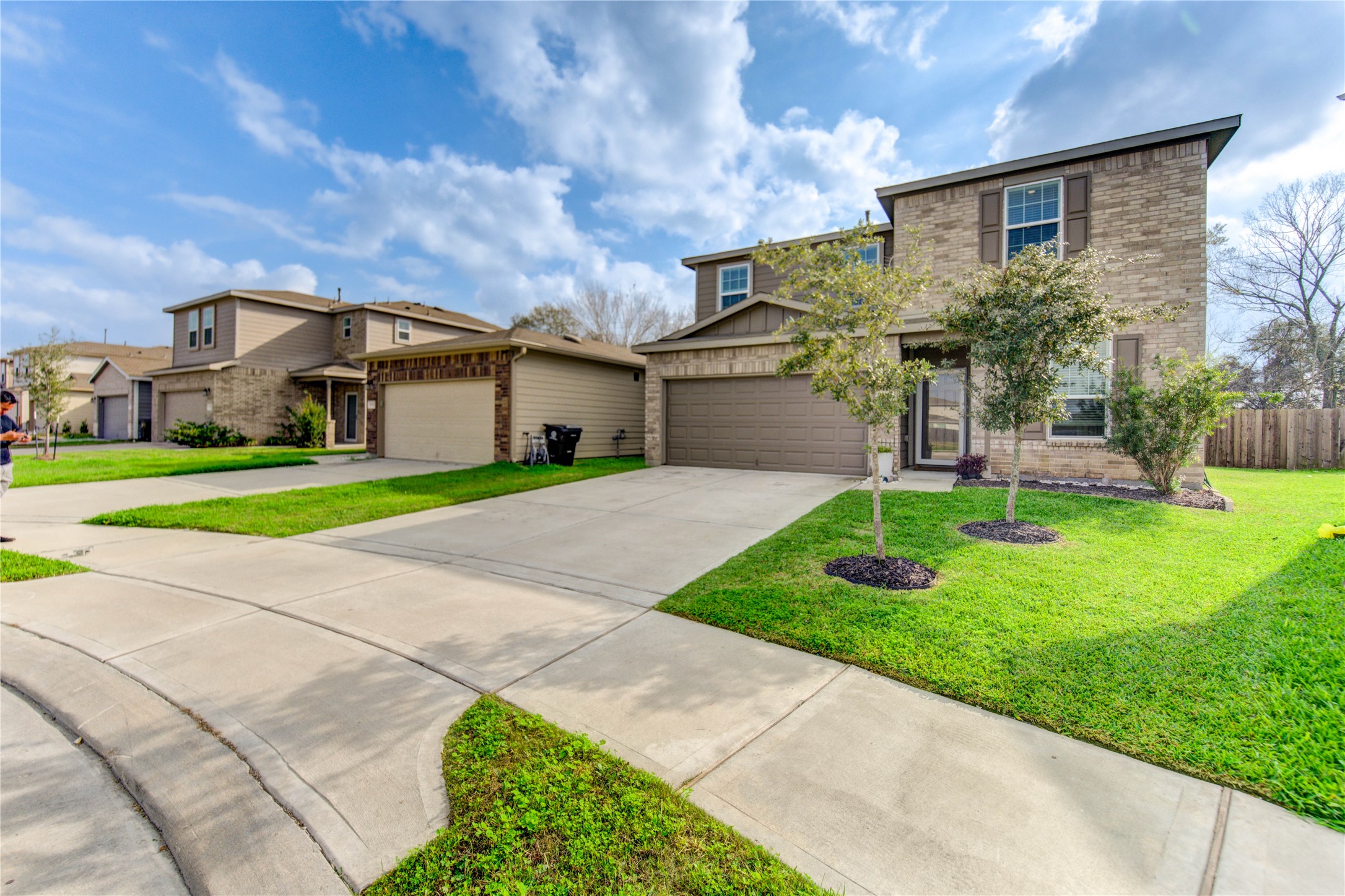 6706 Hobby Wind Ridge Drive Houston, TX 77075 - Photo 3 of 31 a front view of house with yard and green space