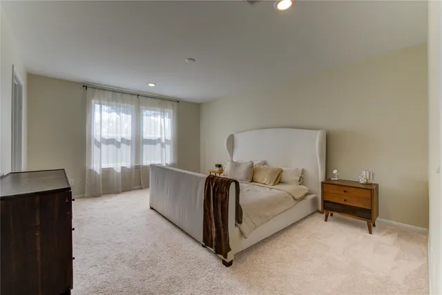 $2,600 | 6706 Hobby Wind Ridge Drive, Houston, TX 77075