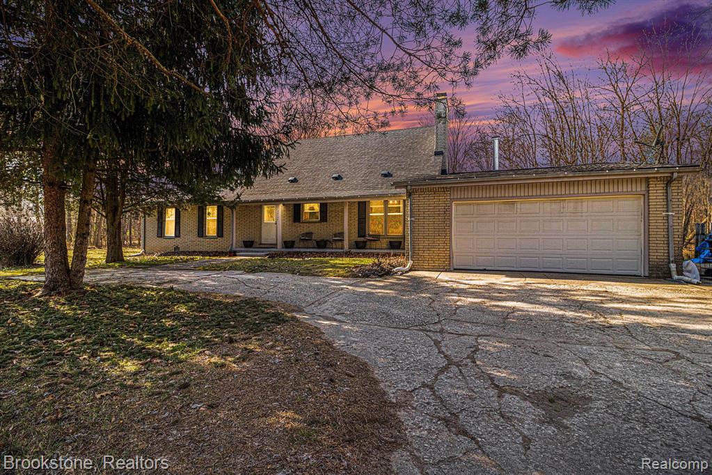 28340 Elwell Road Belleville, MI 48111 - Photo 1 of 36
