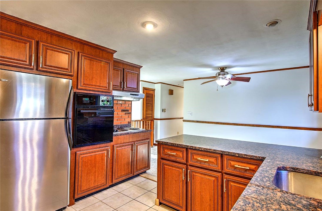 64 Peacedale Road Cumberland, RI 02864 - Photo 4 of 43 Gallery Image 4