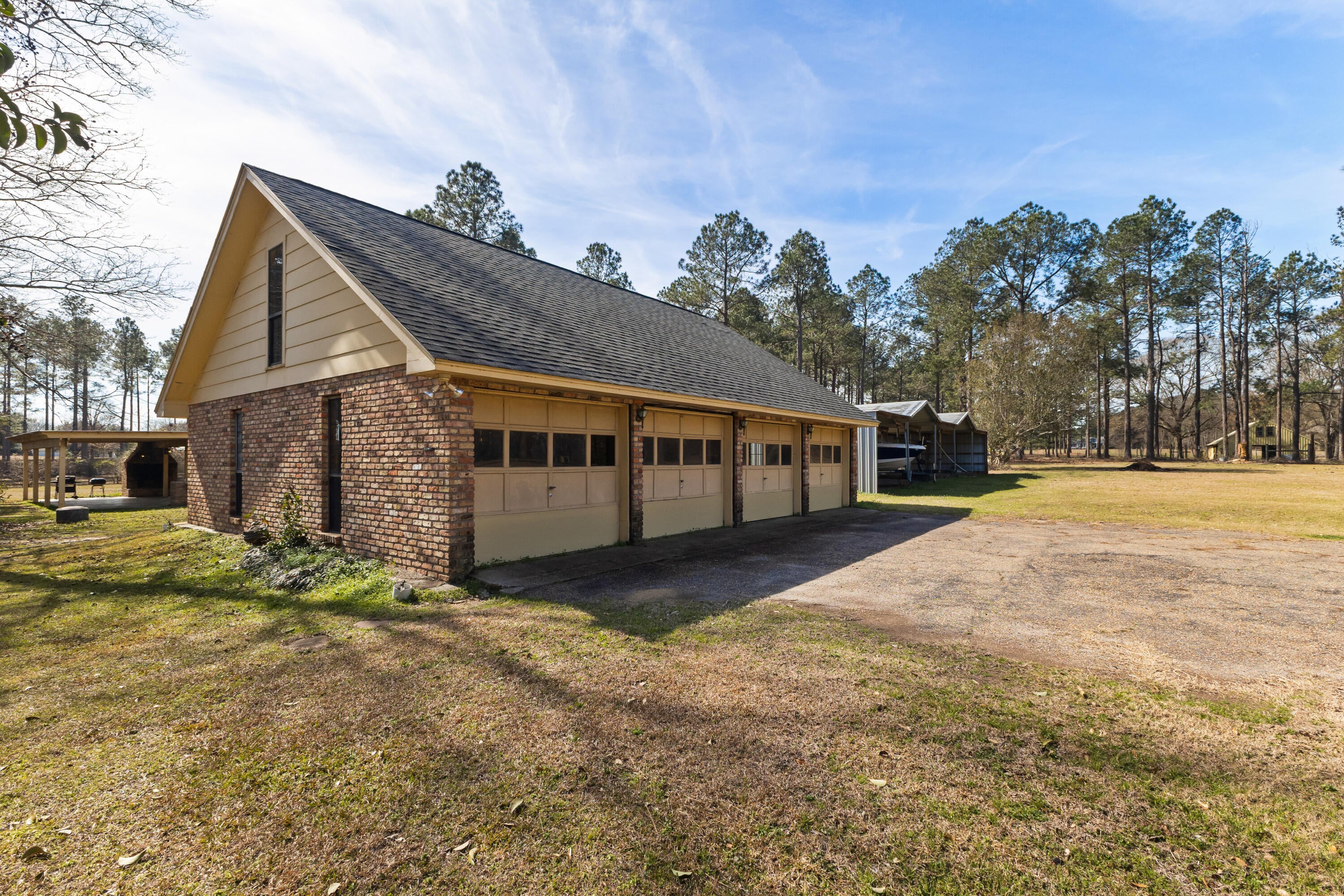 269 West Lake Road Hattiesburg, MS 39402 - Photo 71 of 114 Gallery Image 71