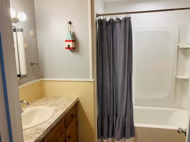 $1,085,000 | 542 Ocean Avenue, Wells, ME 04090