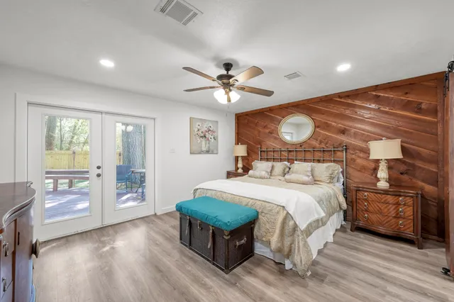 $525,000 | 26 Wishbonebush Road, The Woodlands, TX 77380