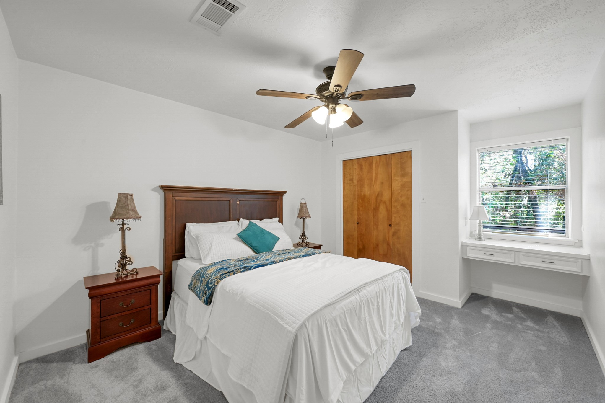 26 Wishbonebush Road The Woodlands, TX 77380 - Photo 23 of 37