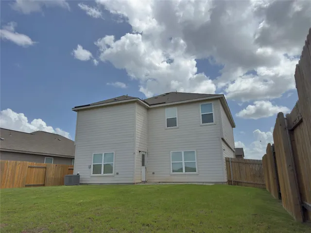$280,999 | 18304 Speculator Lane, Elgin, TX 78621