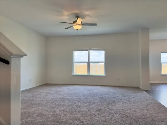 $280,999 | 18304 Speculator Lane, Elgin, TX 78621