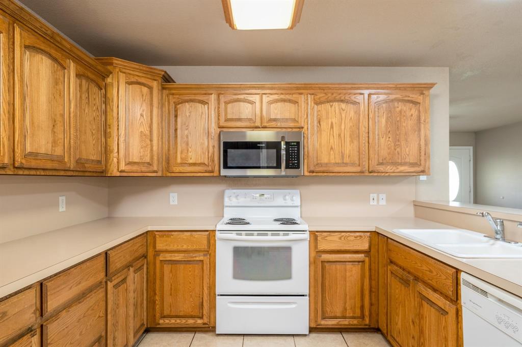 207 Locust Street Merkel, TX 79536 - Photo 11 of 40