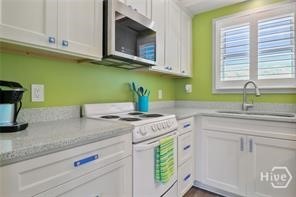 603 Butler Avenue, Unit 20 Tybee Island, GA 31328 - Photo 5 of 7 Bright modern kitchen