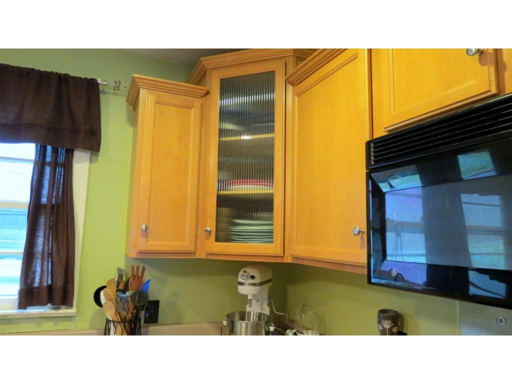1906 Southside Road Elizabethton, TN 37643 - Photo 4 of 36 Photo 4