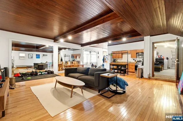 $3,500 | 9 Prospect Terrace, Montclair, NJ 07042