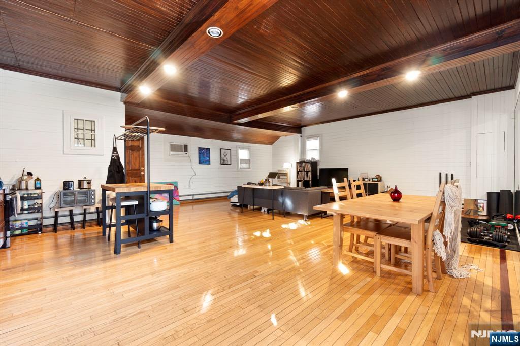 9 Prospect Terrace Montclair, NJ 07042 - Photo 3 of 16