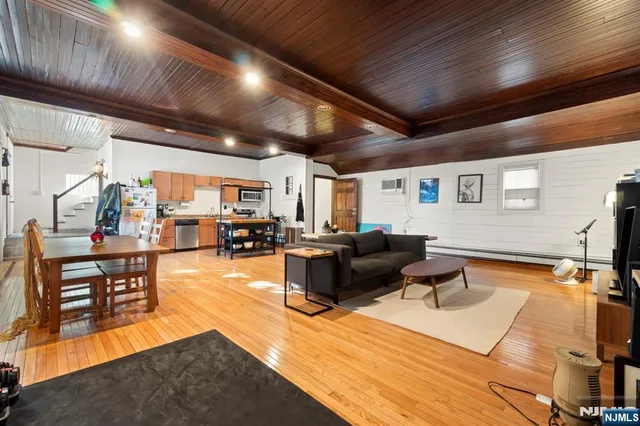 $3,500 | 9 Prospect Terrace, Montclair, NJ 07042