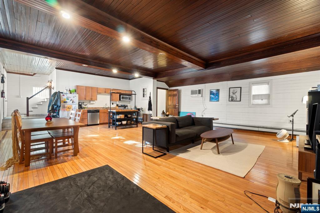 9 Prospect Terrace Montclair, NJ 07042 - Photo 5 of 16